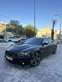 للبيع دوج تشارجر 2013 SRT8 سوبر بي اصل 🐝 من انضف واجدد الجارجرات من فئ...
