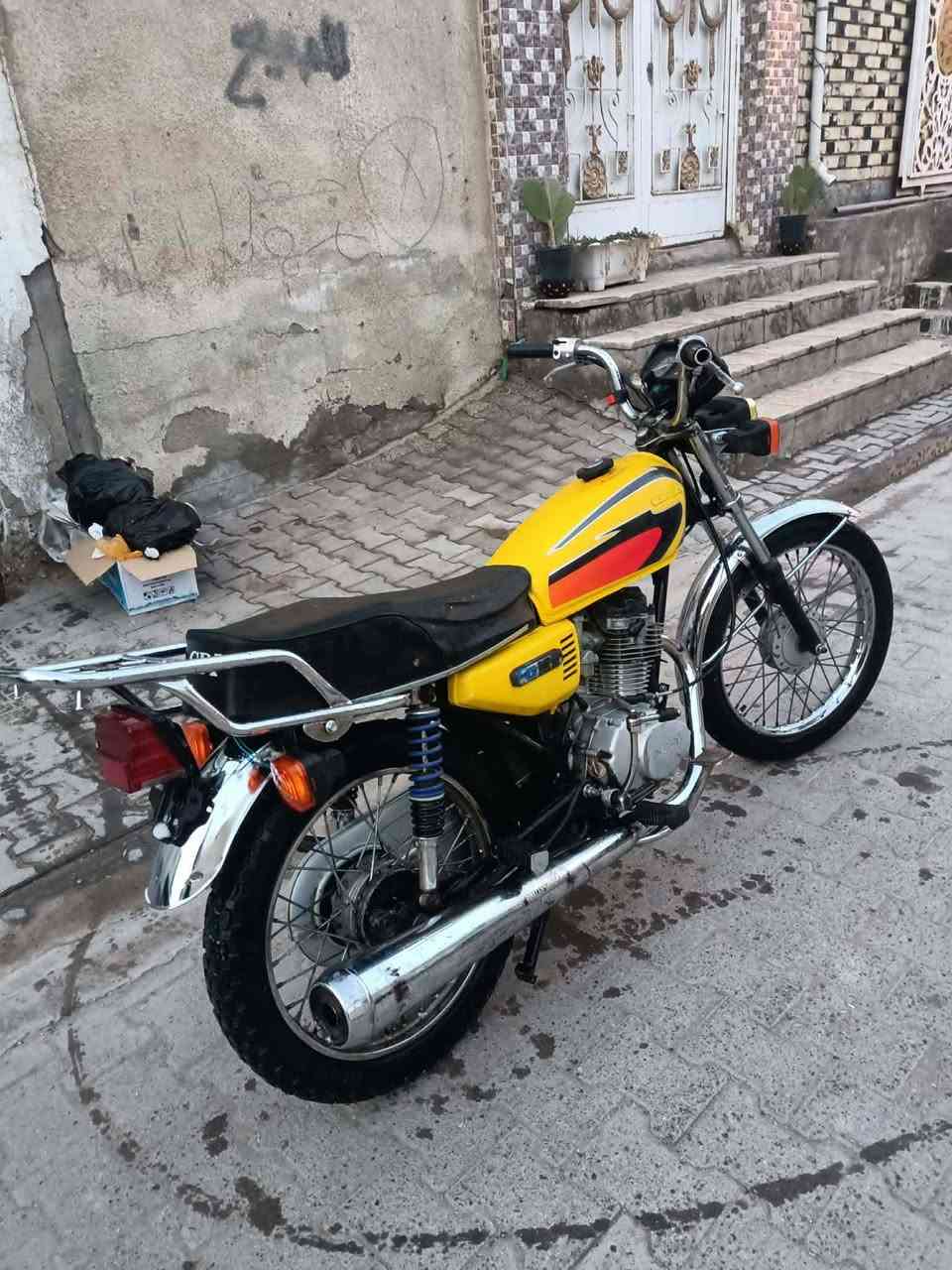 اربعه كير كلك  350 وبيه مجال دراجه نضيفه شوفت عينك مكاني نجف ***********
