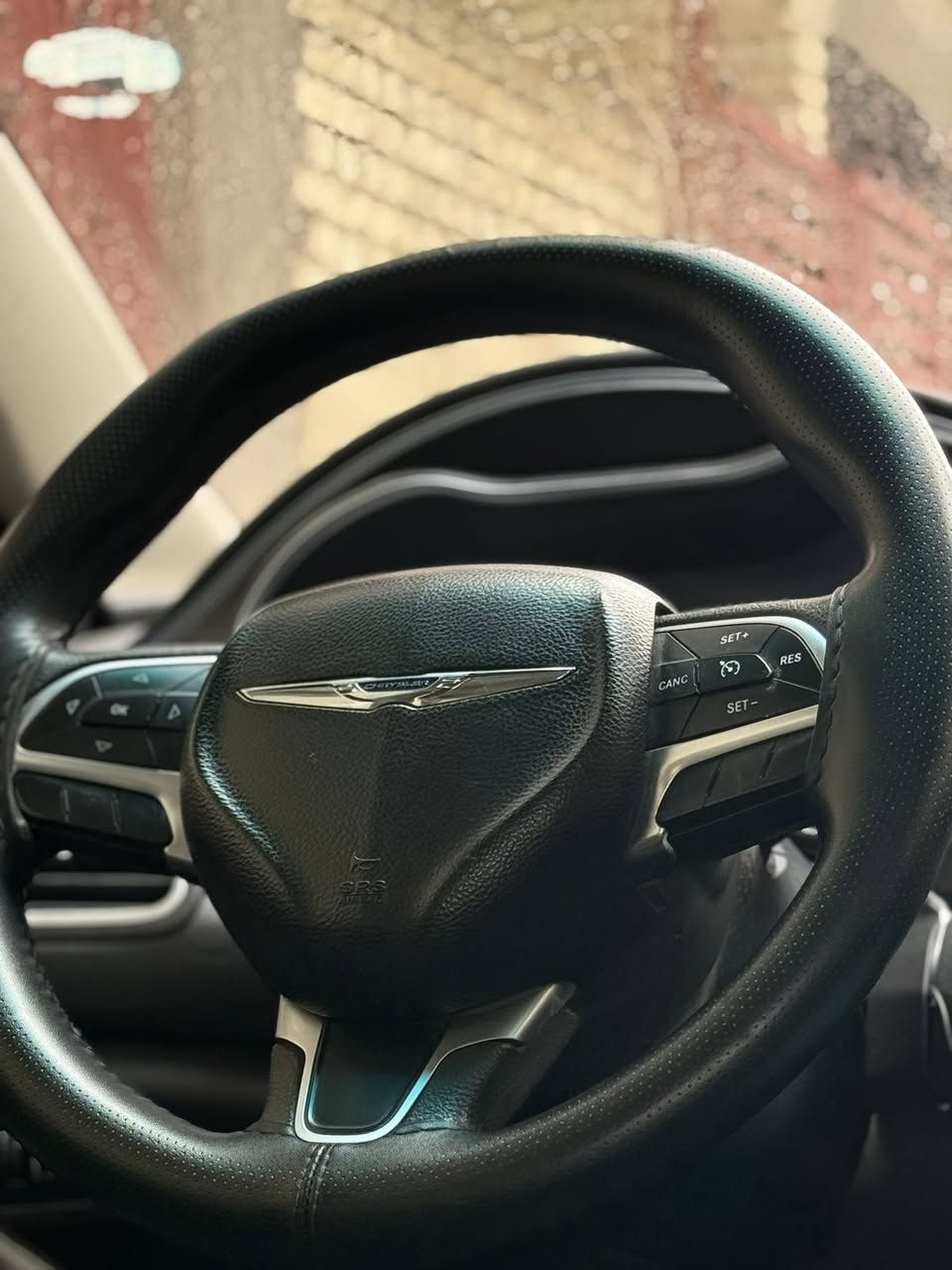 كرايزلر c200
السلام عليكم 
كرايزلر c200 
موديل 2017 
رقم اربيل 
مكينه 2400 / 4 سلندر 
ماشية 97 الف كيلو متر 
كير 9 نمر 
سايد بريك بنضام كهربائي 
بيها بنيد  مبدل فقط  والدعامية الامامية مصبوغة جمالية 
السياره جاهزة من كلشي مكينه وتبريد وكير 
عليها ادامة كامله وبرمجة كامله 
مكاني بغداد 
السعر 105 وبي مجال 
الرقم ***********
