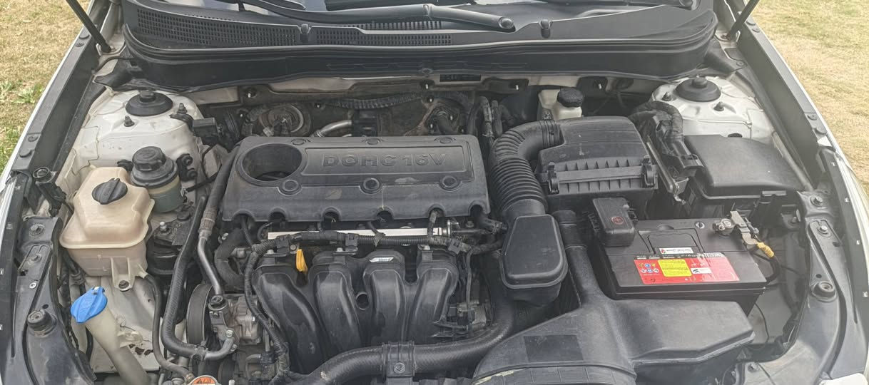 سوناتا 2012 خليجي رقم انگليزي  بغداد 
مكفول گير + مكينه + حداديه كفاله 
2400 مكينه 
مكان بابل 
بيه شويه بارد باب السايق 
سنويه 2030
كما موضح بلصور 
سيارة مال جناي 
سعر 130$
التواصل
 ***********
