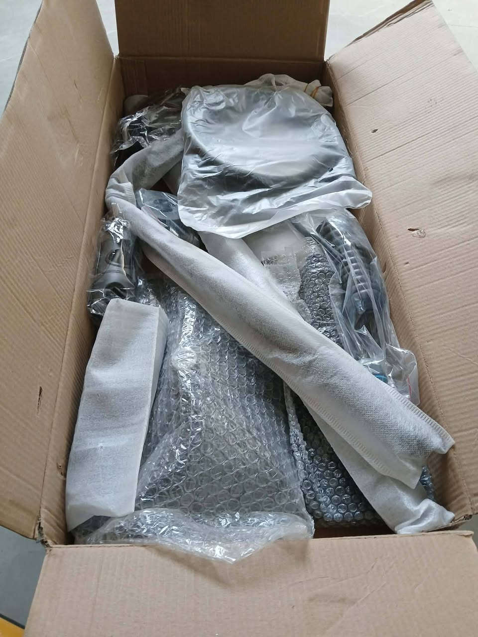 دوش بيانو جديد مو مستخدم كلش حلو  للبيع سعره 40الف
 ***********
