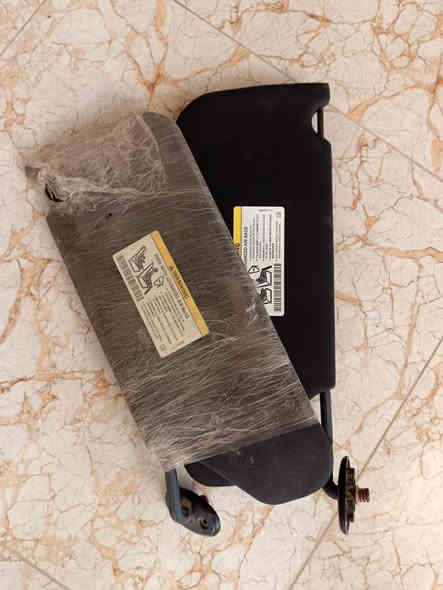 السلام عليكم غراض جارجر للبيع مكاني كوت وعندي توصيل كافت المحافظات رقم الهاتف ***********
