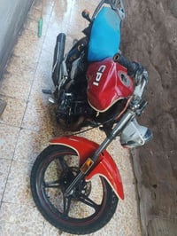 دراجة يصيحولها دايون سوبر للبيع محرك مكفول حجم 200 كهربائية شغالة نكرة...