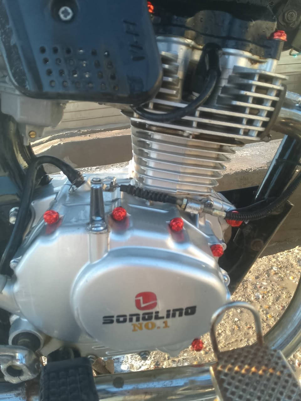 سلام عليكم دراجة تايكر موديل 23 الاوراق اصولي اللبيع السعر 550وبيها مجال حك الجية العنوان بغداد المحمودية ناحية الرشيد 
***********
***********
