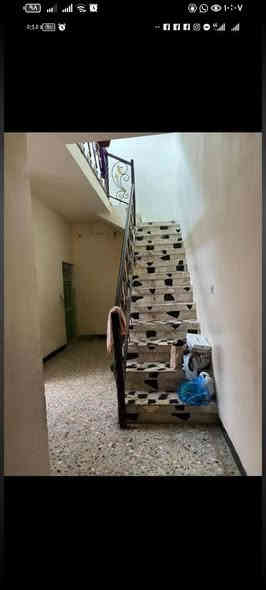 #للبيع #للبيع
دار ركن شارع السوداني المساحة ١٢٥م الواجهة ١٠ ونص النزال ١٢ متر خارطة مربعة
يحتوي ٤ غرف نوم خدمات صحية عدد ٣ استقبال كبيرة ومطبخ كبير بيت نظيف جداً قريب جدا من السوق والمدارس للاستفسار ***********
