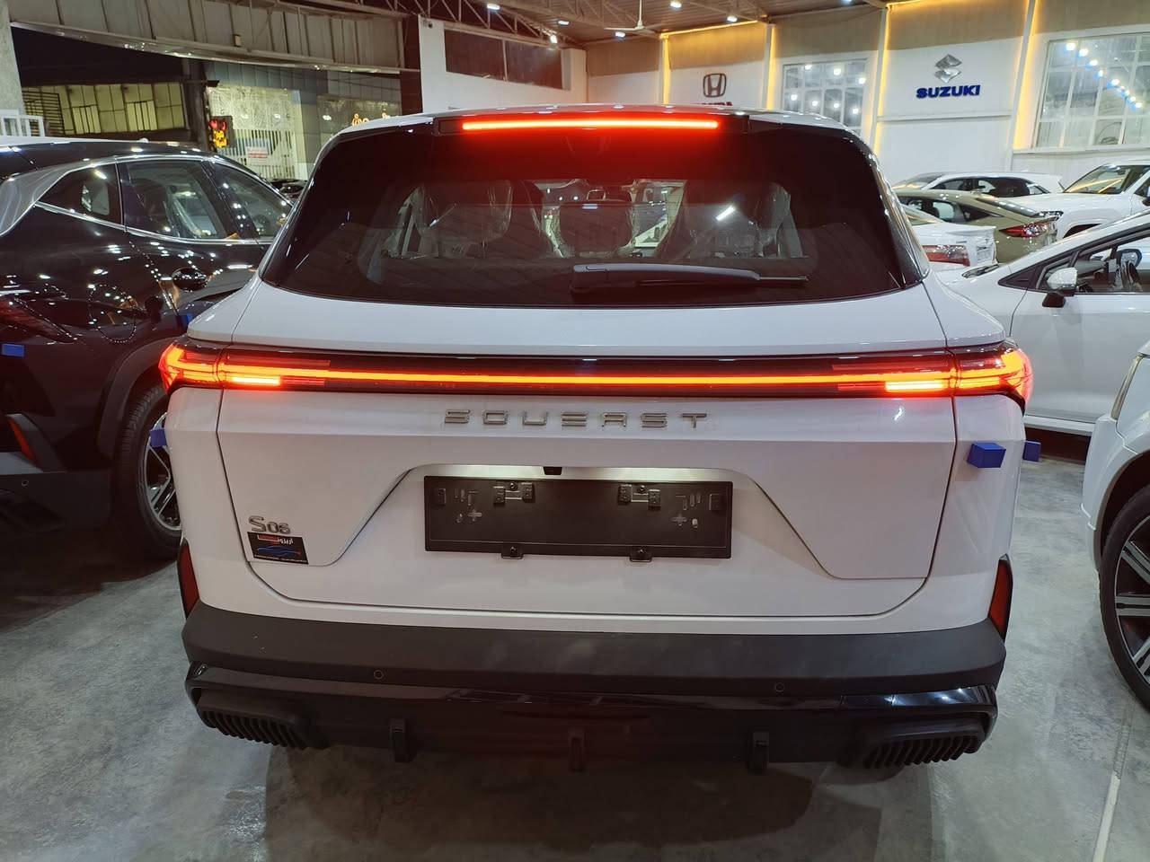 سوئيست S06 موديل 2026 🚗
✅ زيرو كيلومتر

✅ محرك 1.5 لتر تيربو (1.5T)

✅ 4 سلندر بنزين

🛡 الضمان:

ضمان المحرك 10 سنوات أو 1,000,000 كم (أيهما أسبق) للمالك الأول.

الضمان مقدم من شركة هارلم.

📋 المواصفات: كما موضحة في الصورة الأولى.

📞 للاستفسار والحجز:

***********

📍 العنوان:

معارض البياع – الشارع الوسط – مقابيل مجمع محبه

