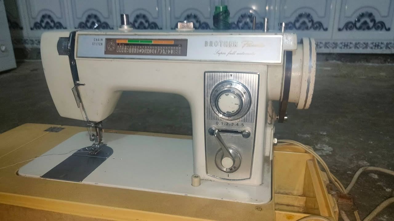 مكينةللبيع سعر150الف حي البتول 
***********
