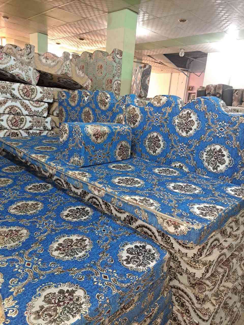 بمناسبه قرب حلول عيد.الاضحى المبارك وصول وجبه جديده من الجلسات العربيه الملكيه الى مجمع ابو سجاد.البدري للديوان العربي الاصلي بكافه الالوان والاحجام جمله ومفرد العنوان ناصريه شارع عشرين مجاور محلات الغذائيه الفرع المقابل للاطفاء اي استفسار الرجاء مراسله الصفحه او واتساب *********** ناصرية, ذي قار
