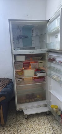 ثلاجة • بغداد كرادة • للبيع