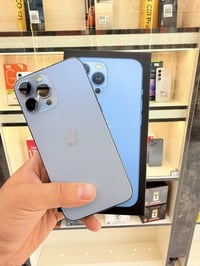 📱ايفون13 بروماكس لون مميز البحري اخو جديد شخط واحد مآبي الذاكرة 256/ ا...