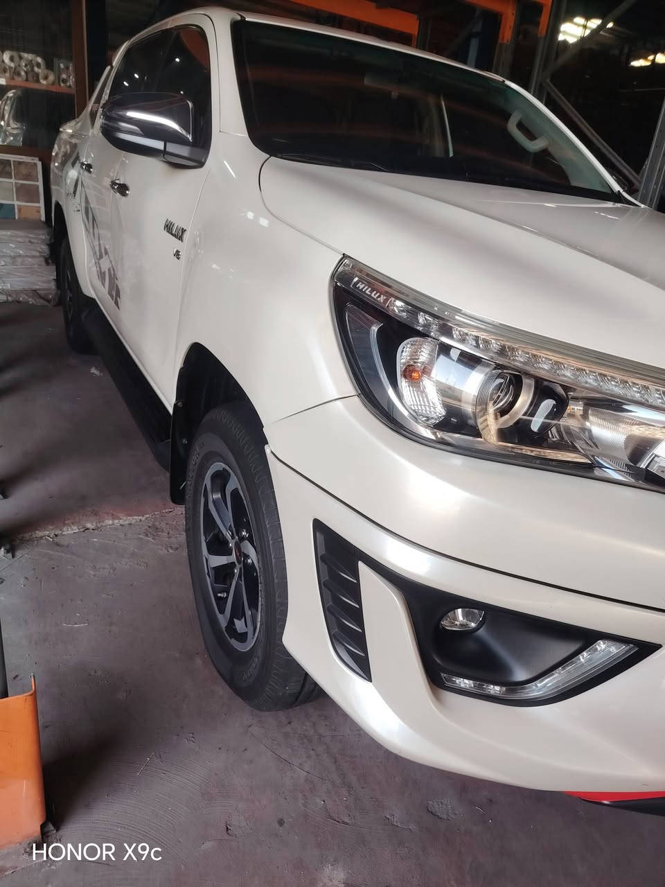 السلام عليكم هايلوكس تي ار دي موديل 2020 كفالة عامه ما عدا طخة باب العبري  مواصفاتهة معروفة سنوية ساقطة قبل شهرين محرك گير حدادية كفالة ماشية 100 الف
بيع فقط مكاني نجف 
السعر 330  ورقة للأستفسار الأتصال على الرقم 
***********
