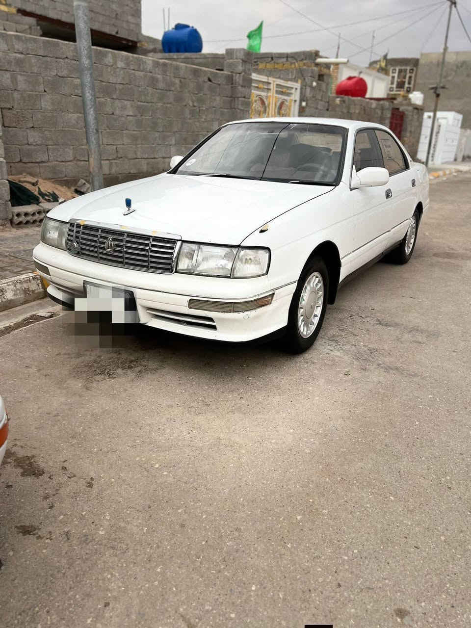البيع بطه 93واسط  سنويه منتهيه مكينه 2500ديلكوالسياره  مكفوله من الضربه القويه السياره بلاديه مابيهه صبغ  العنوان واسط الحي.  *********** السعر 60وبيهه مجال قليل
