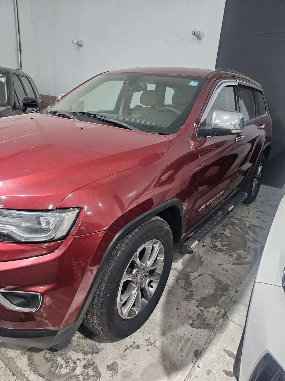 للبيع جيب موديل 2014 خليجي للاستفسار ***********
