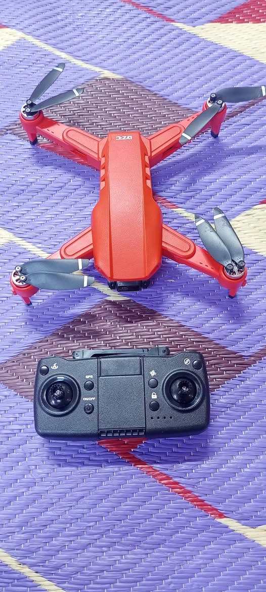 السلام عليكم طائرة درون للبيع 
اسم طائرة L900
استخدام يوم واحد
السعر ٨٠بي مجال 
العنوان بغداد الشماعية شارع السقا سنتر 
رقم /***********
