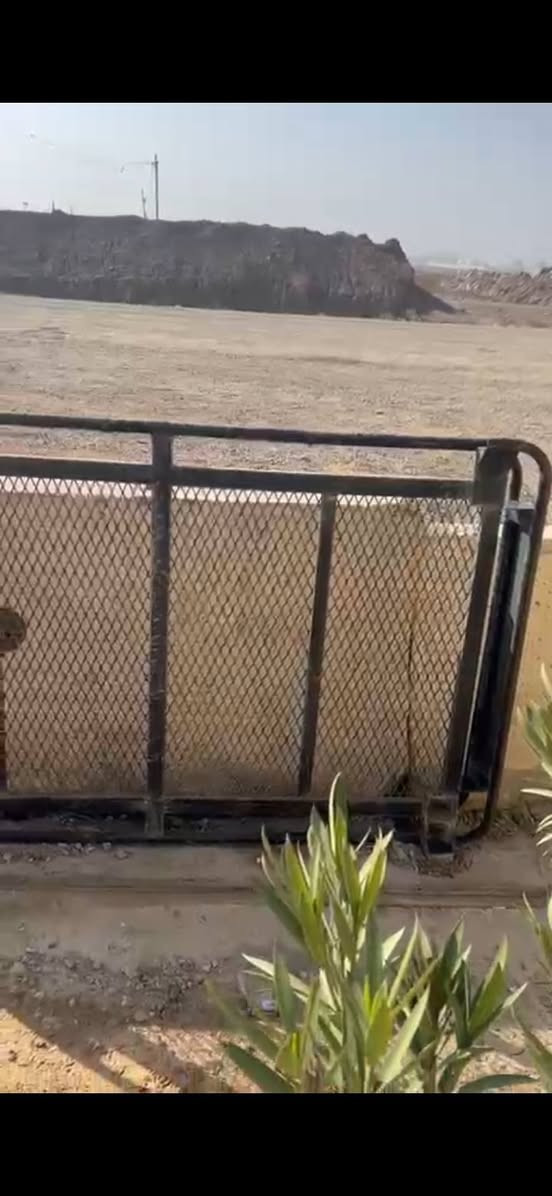 السلام عليكم عندي سيبايه بلاديه يابانيه اصليه ترهم لاندكروز  لي يريدها موجوده مكاني بغداد
السعر  ٢٧٥   الف


**إذا كنت صاحب هذا الإعلان وتريد حذفه لأي سبب، رجاءا أرسل رسالة إلى الدعم الفني**