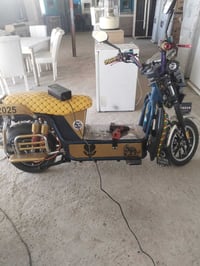 دراجة شحن • ٦ بطاريات • هيت حي لبكر