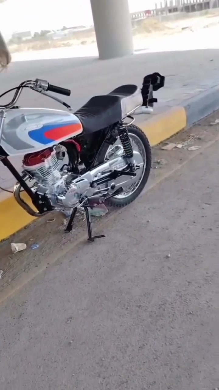 سلام عليكم المركوب البيع فول نضافه دراجة شرط شلعه شك الكاع وسرعه واحد على واحد
دراجة مناسبه شراي بخدمته


**إذا كنت صاحب هذا الإعلان وتريد حذفه لأي سبب، رجاءا أرسل رسالة إلى الدعم الفني**