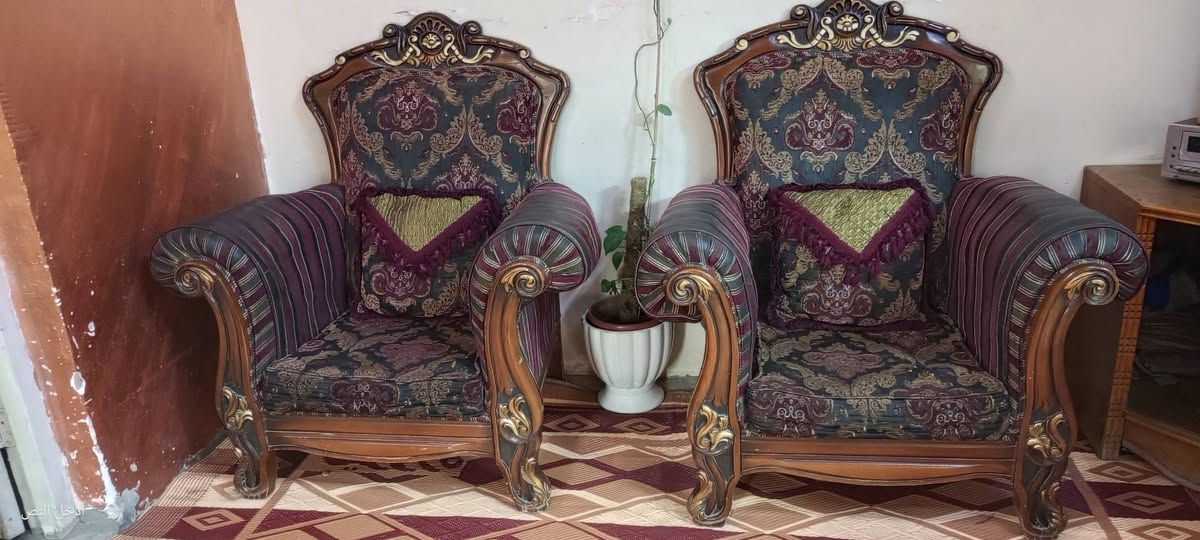 تخم للبيع عشر مقاعد مع كوشات عدد ٦ السعر ٤٠٠ وبي مجال


**إذا كنت صاحب هذا الإعلان وتريد حذفه لأي سبب، رجاءا أرسل رسالة إلى الدعم الفني**
