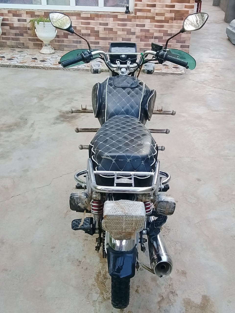 سلام عليكم دراجه سونك سيفوان موديل 2023 دراجه جديده ومرتبه اني مكلف بلنشر راعيها محافض عليها  محدث بيه 2025  المكان /ديالئ ـ المقدايه ـ قريه العواشق /الاتصال علئ الرقم *********** السعر 600وبي مجال
