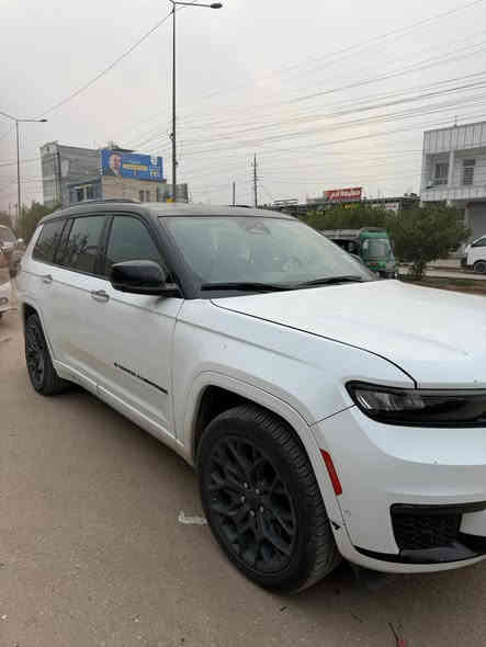 سلام عليكم جيب سمنت موديل 2023
سيارة بيه مكانات صبغ سياره واكع عليه شجرة 
لو عامود بتقرير ابيع على سونار سياره فول
جكات 
داخل صاج حقيقي
اناره ٣٦٠ درجه ٧ الوان
سياره VIP داخل 
تلث شاشات بدشبول
٧ كامرات + ناضور ليلي
سعر 345 وبيه مجال او مراوس حسب سيارة
***********
