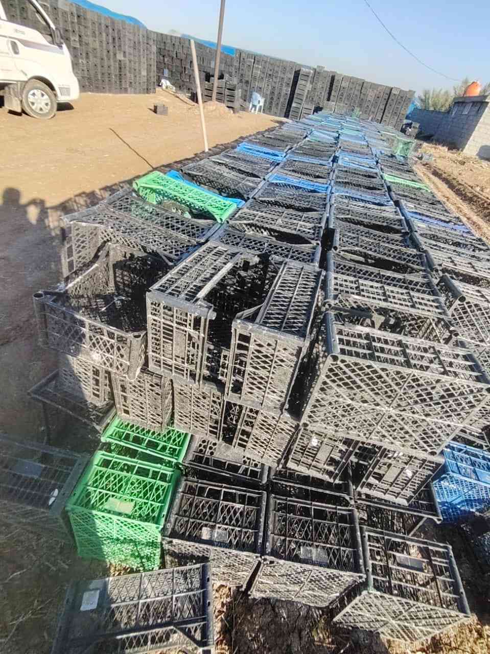 سلام عليكم يوجد لدينا صناديق للبيع مكلف بلنشر ***********
