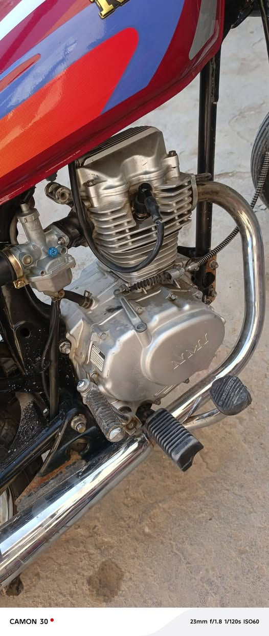 شاصي ادوات للبيع ومكينه نامه اُصًلًيےّ  23 ومكينه نامه متياز هم عدي وعدي كسن تفصال وسيدي وتفصال عدي كلشي عدي خويه. ليريد شي خادم اله اني 💛***********
