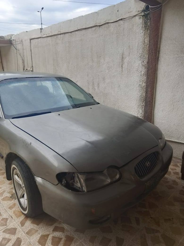 سوناتا موديل 2000
سعرها 25 وبيها مجال 
***********
***********
