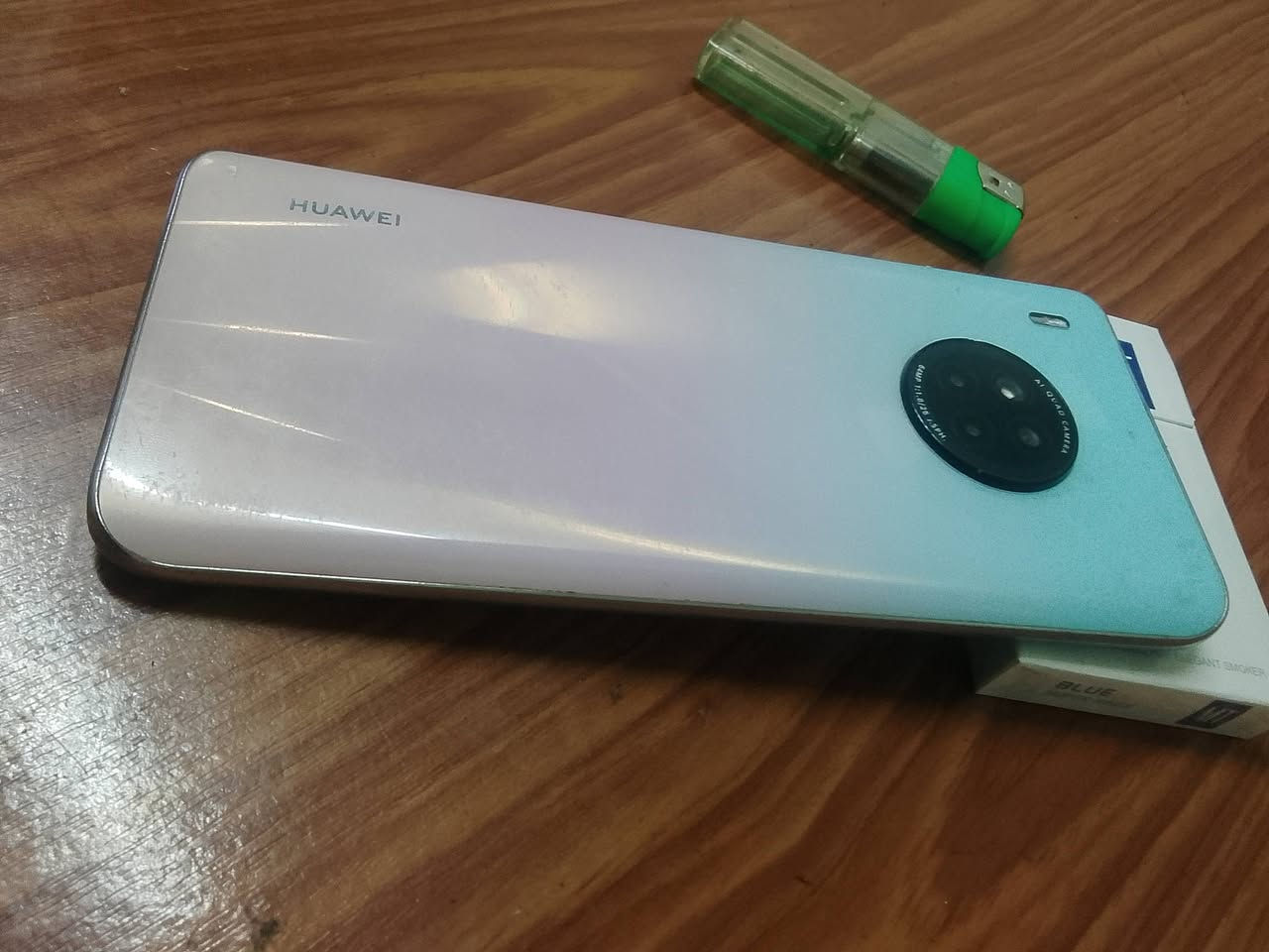 السلام عليكم عندي هاذا لجهاز رايد مروسه ايفون لعنده يجي خاص جهاز كله شغال ذكره 128 رام 8. )***********
