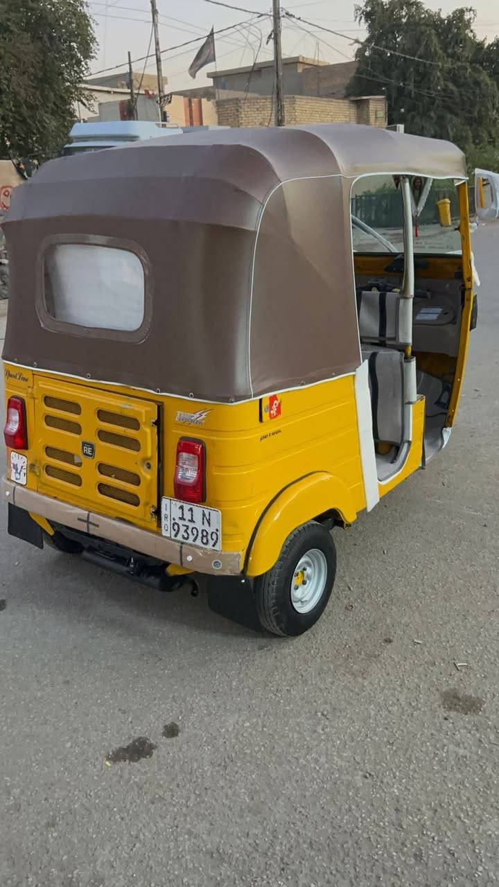 سلام عليكم البيع تك تك موديل ١٩شهر ١٢مرقمه نكليزي دوشمه جديده كهربايات كله شغاله جادر برده تخم تاير مكينه وكيري وكسل خيرمن الله لعنوان بغداد كماليه السعر خاص ستفسار،،،***********
