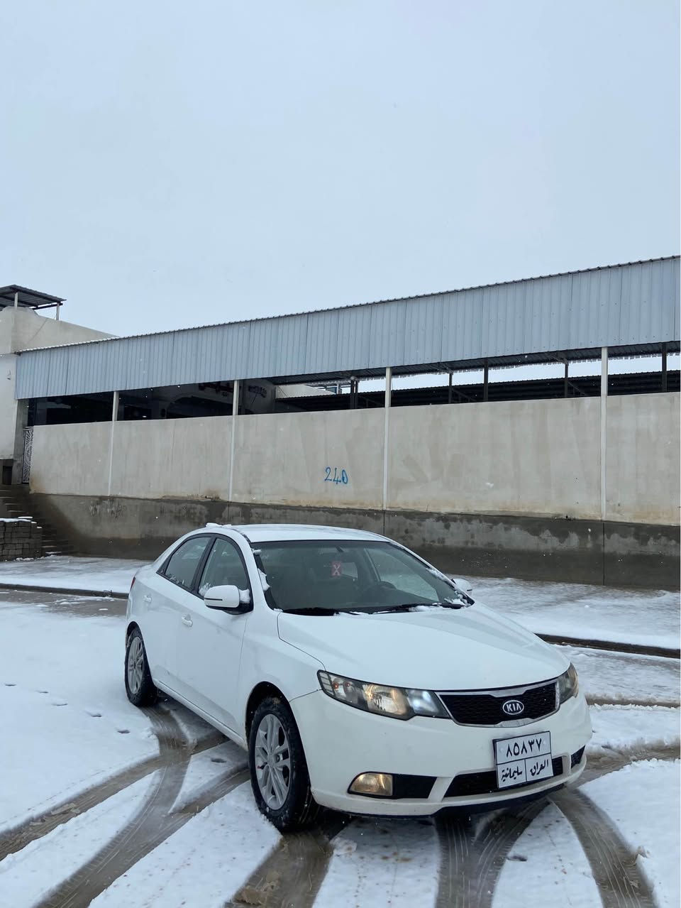 كيا سيراتو موديل 2011 سياره ابيض كفاله عامه من صبغ بيها ملاحظه واحد كارت و بدون صبغ و بيها چم نقطه ب قماره ما مبين سياره مال بيت گير و محرك ما مفتوح سنوي جديد 2027 تحويل ب شرط سياره مابيها تعديل احلاء من صور سعر سياره 106 و شوي بيها مجال عنوان قضاء بردرش رقم تلفون ***********
