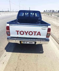 لبيع هايلوكس مكفوله كفالة.. كير عادي سياره جاهزه موديل 2012..رقم انكلي...