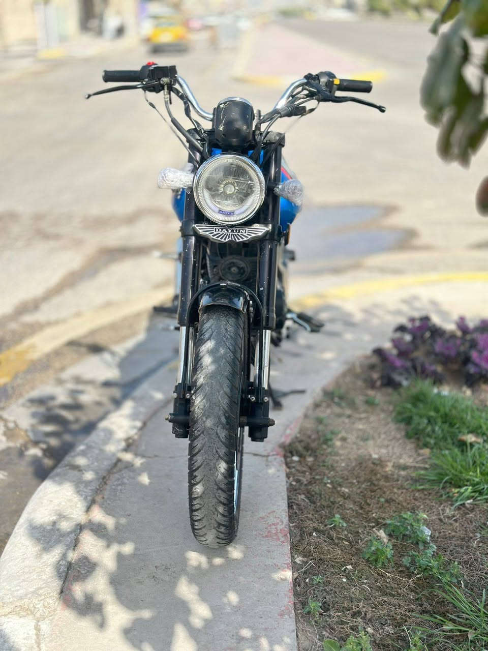 السعر مليون و100. ***********  جماعت المليون مابيع
دراجه لاتي مديل 2021 محرك 200 اوراق اصولي شرط احله من الصوره وكاتبك مكتب حسين دراجه كفاله عامه ئي نقص مابيه كهربائيات كلهه فول عالي وناصي وئشاير وبك لايت دراجه  كلش نضيفه لا تبخير لا تنقيص  شرط المكينه خرسه  شباب اخيكم الما يشتري لا يتعبني ولا يتصل مكاني كربلاء قرب النتفاضه
