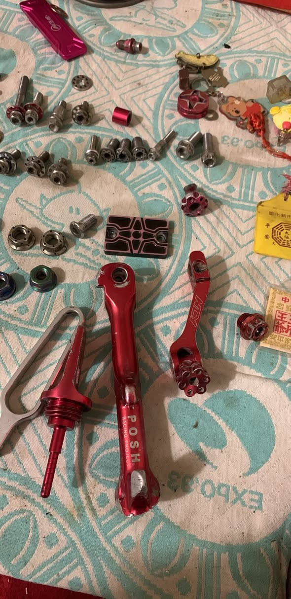 وياله زوجين مكفولات قفل ١٥٠ شراي خاص وادلل 
ونواعم كرزيه وياهن براغي خاص وادلل مكاني حله توصيل موجود ***********
