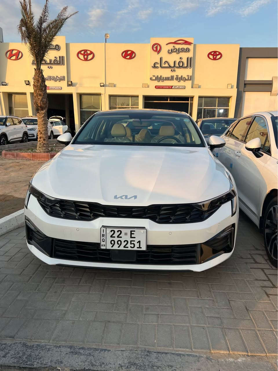 سلام عليكم k5 مديل 2024 السياره كفاله عامه ماشيه ٣٠ الاف فول فول كشنات جلد و فتحه بنوراما خليجي  ملاحضه السياره  بيه شخط  باب السايق فقط السعر ب 225 و بيه مجال  السياره موجوده داخل معرض الفيحاء 1 في القبله الاستفسار ع *********** Singapore
