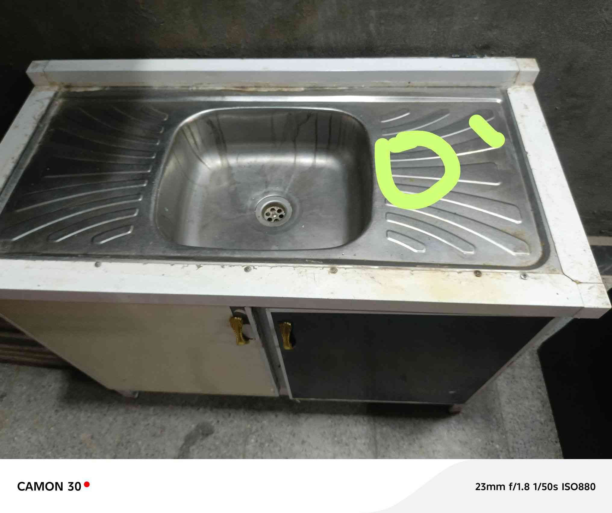 السلام عليكم ورحمة الله وبركاته من رخصة الادمن اغراض للبيع كلمن وسعره نضيفات كلش وعلى الفحص مكاني بالبلديات على الشارع العام مجاور حمام الافندي ***********
