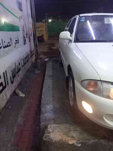 السلام عليكم سياره بروتون 2004 السياره بها حزام صبغ سياره كامله من النقوصات العنوان الشعب شارع المدارس وسعر السياره 53 وبيها مجال رقم الهاتف ‎0772 228 4256
