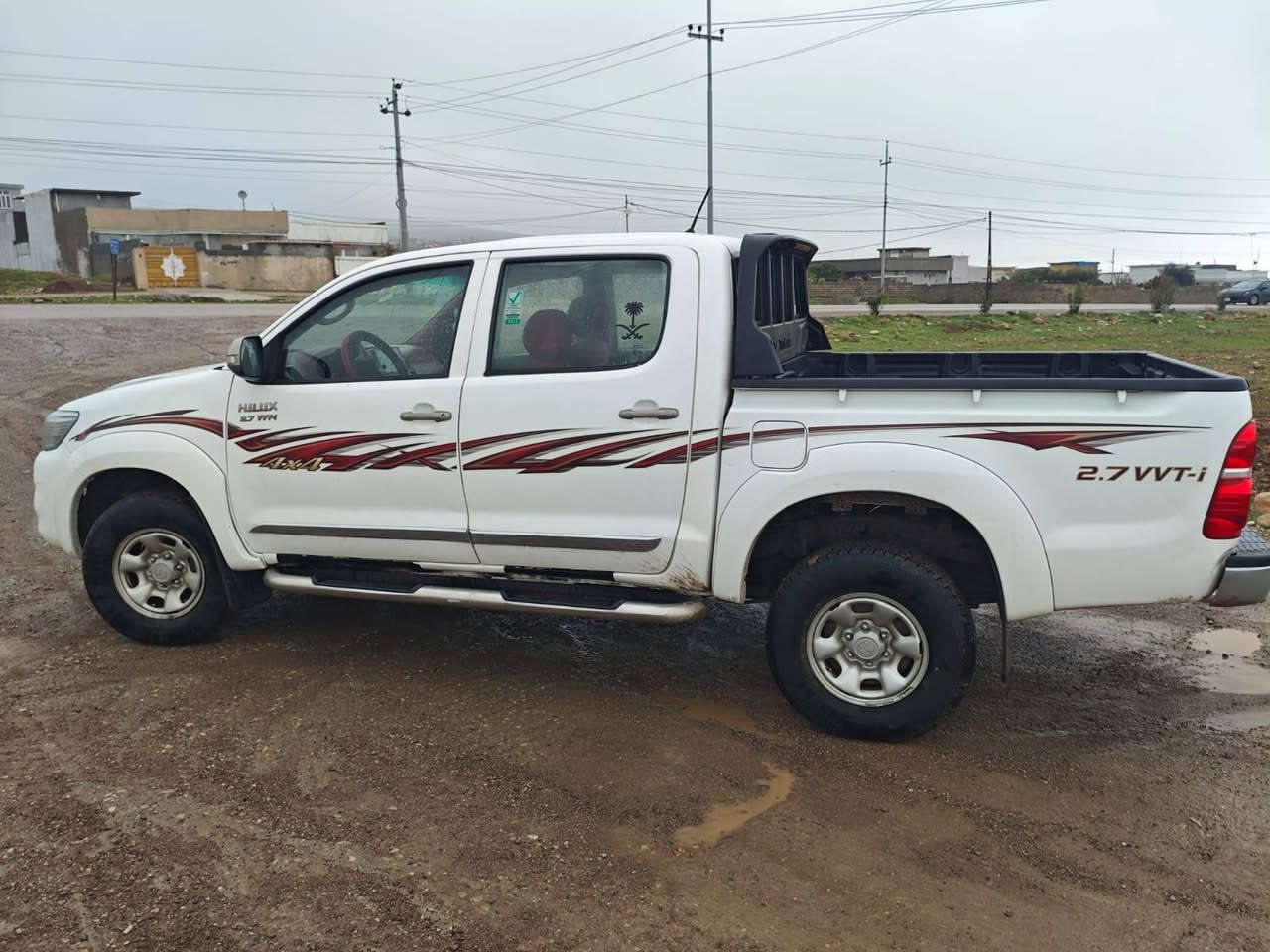 سلا و هاوريان
پيكاب مه رزي بو فروشتن 

مه كينه و گير و اكسني به شه رت 

مه كينه ي كرايته وه به شه رت 

سياره زور جوانه خاوينه ماشاءالله 

ده رگاي سايق و  چملغ بوياخه 

ته بريد هه موي به شه رته 

رقم دهوك تحويل به شه رت 

سنه وي خلا س بويه رقم  جديد 

موديل 2014

سعري 170 مجال هه قي عام بوياغ كيه 

شوين سياره ئا كري سياره ائ ماله 

اگه ر مشته ري ته له فون بكه. 

***********
