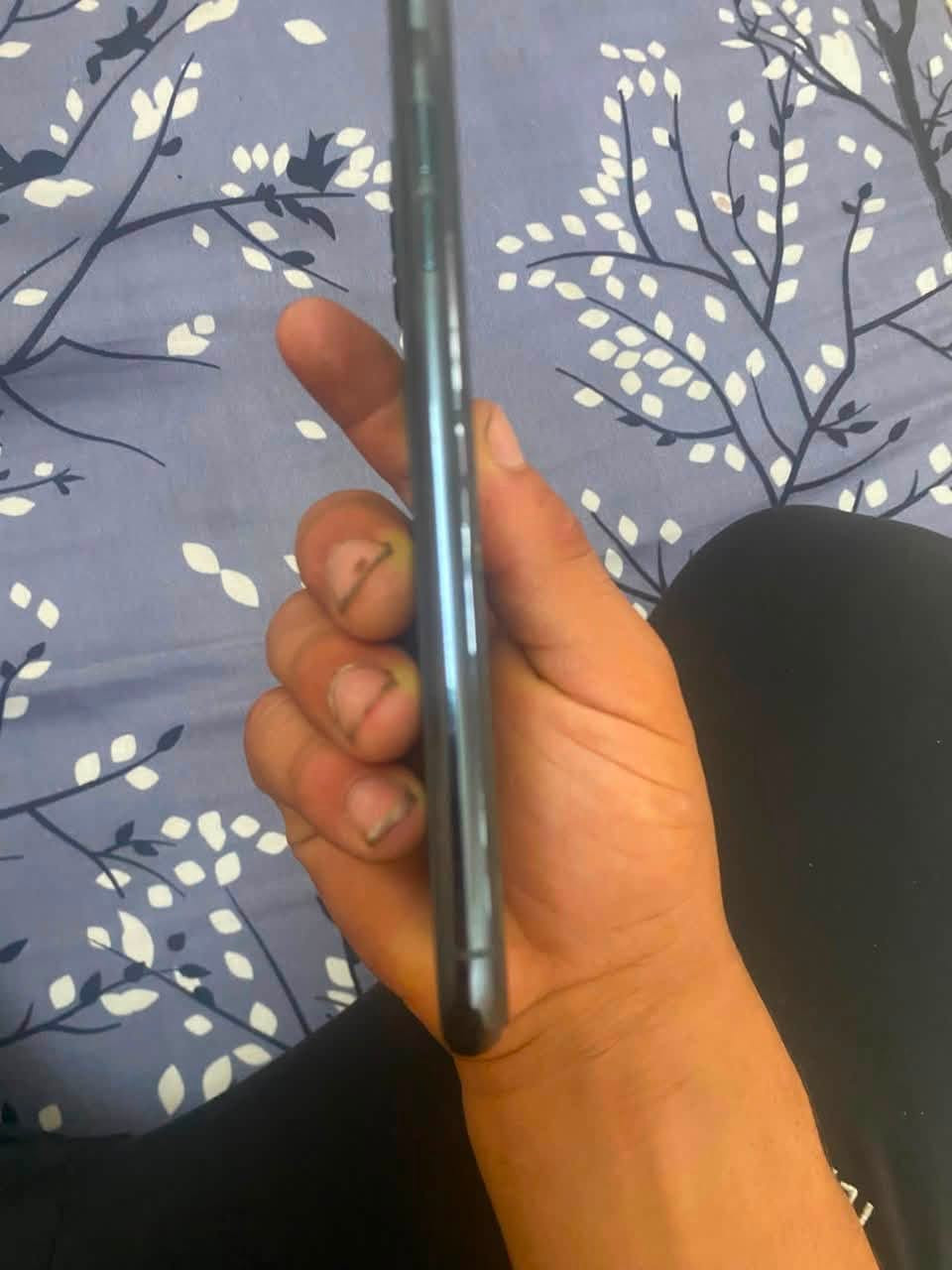 ايفون 11 PRO MAX للبيع
الجهاز شغال ونضيف شخط مابي 
البطارية 79 
الجهاز M 
فقط ال فيس ايدي اليوم وكف عندي 
ورايد ابيعا السعر 350 وبي مجال 

 الشراي هاذا رقمي 

*********** 
بي واتساب
