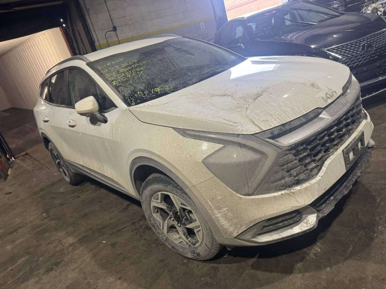 شـــــــــــــــــــركة مـــايباخ 
بأدارة علي عباس الخُزاعي 
وجهتك الأولى لأستيراد وتصدير السيارات

كيا سبورتج موديل 2024
حاليا بدبي
واصل للبصره مصلح وجاهز  بدون كمرك ب165 قفل
الديوانية . حي الجزائر . شارع البستان
📞 *********** 
📞 ***********
