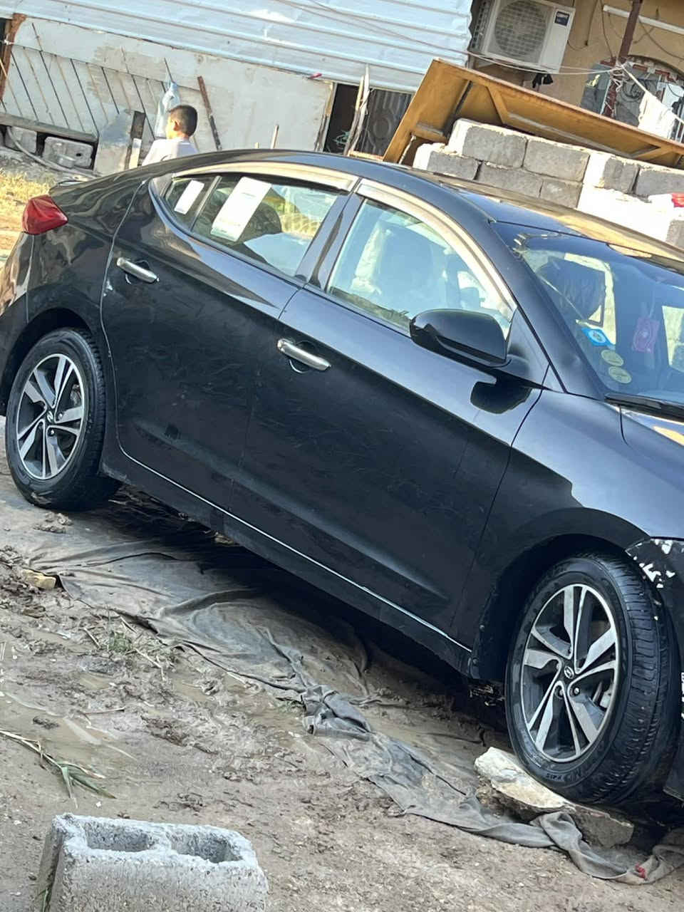 السلام عليكم النترا موديل 17 امريكي نص فول كير محرك خير من الله  صدر بحاله جيده رقم بغداد انكليزي محرك 2000  حادثه بأمريكا خشم بنيد وبل عراق بيه قطعه السعر 107.  بيه مجال بسيط   مكاني بغداد ابو غريب  لبيع  ***********
