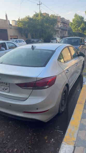 سلام عليكم النترا موديل2018 وارد أمريكي حادثها فقط بنيد ورقم أربيل السنويه ساقطه موصفات نص فول السعر 122ورقه العنوان شارع حيفا رقم الهاتف***********
