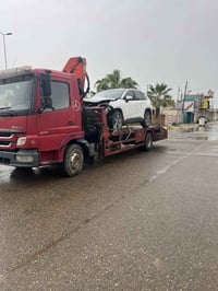 يتوفر كرين سطحي . حديث لرفع ونقل المولدات . تانكيات. الخ... وتحميل ونق...