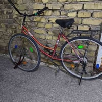 بايسكل بناتي ٢٦ • مكسورة • كوت الزهراء