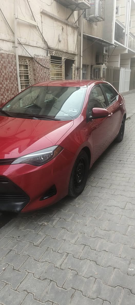 كورلا2019 وارد امريكي كلين فقط طلق ناري واحده الباب الخلف السائق بالتريشه حته ممصلحه مدوشمه عام بيهه بارد جاملغ عكس الامامي السائق داخل للعراق مكفوله من الحار والصبغ وبيهه رصعه ممصلحه  بالصندوق ماشيه 80 الف حقيقي وين مجان وديهه سياره مال بيت مكاني بغداد حي القاهره صارله 4 سنوات عدنه خير من الله للاستفسار ***********
