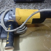 تازاكا • ٢٤٠٠ واط • نظيف مستعمل