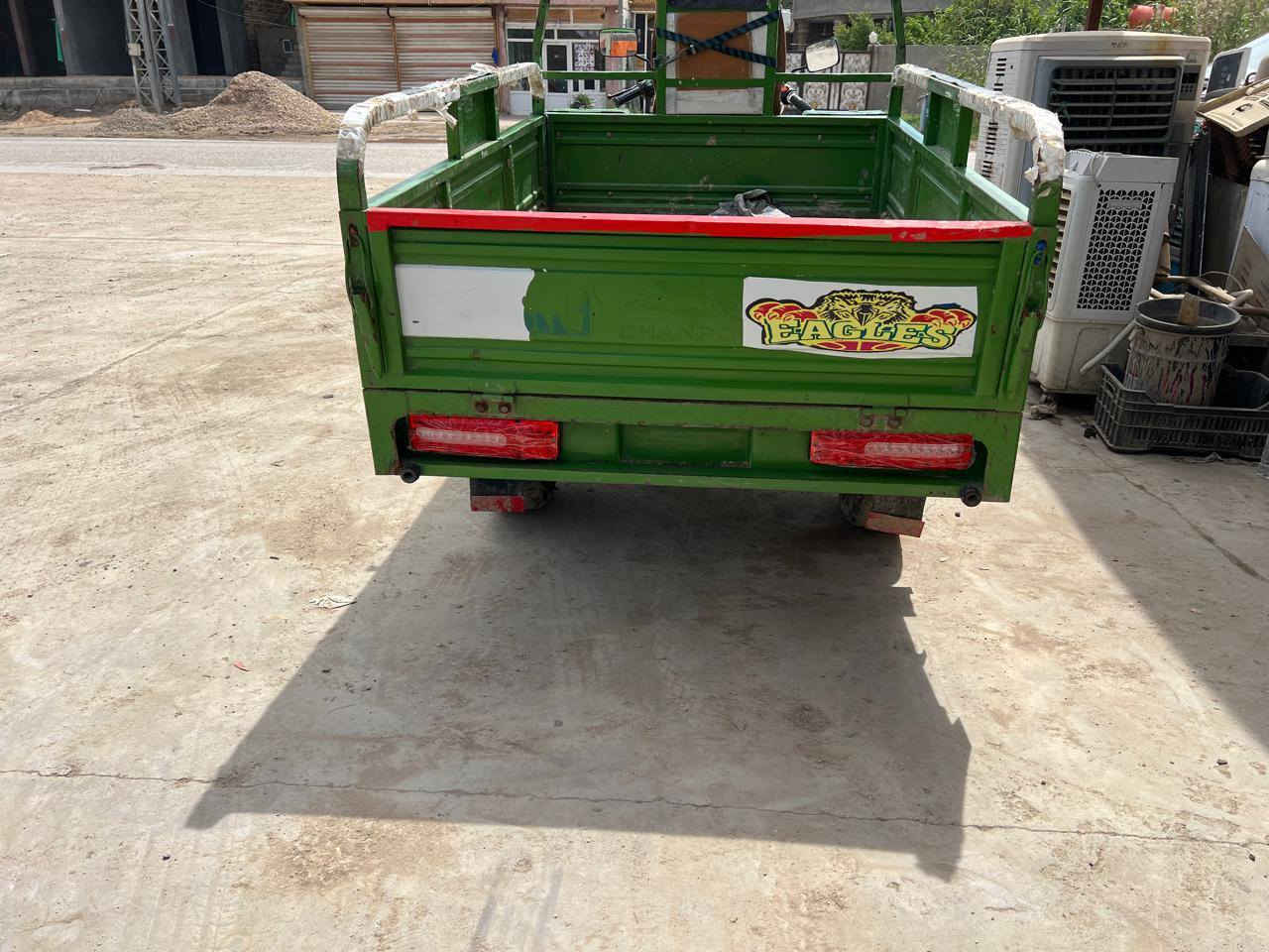 سلام عليكم 
متاح ستوته للبيع موديل ٢٣ لون أخضر أوراق اصولي 
كهربائية كله شغاله ستوته مشي خير من الله جاهزه من كلشي 
***********
المكان حله ورديه خارج قرب محطه المقادير
