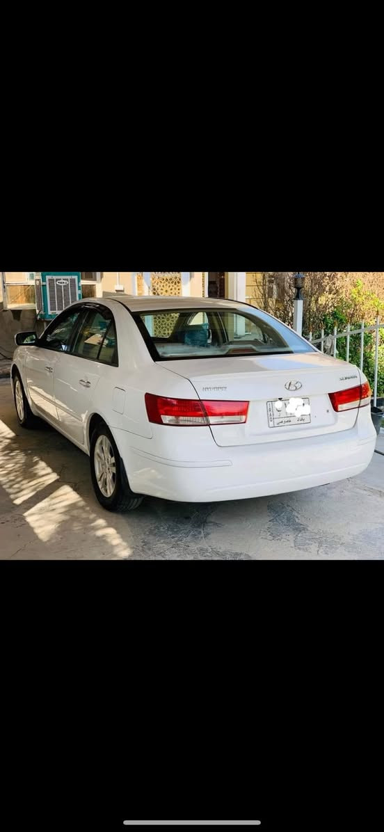 سوناته 2011 مكينه 2000 مكفوله حداديه وگير ومكينه 
السياره جديده  رقم إنكليزي هزه جديده سنويه بسمي رقم بغداد  امانت الله بس بيه هذه الضرر وكما واضحه كدامكم جديده ماعدا هذه الضرر شبر بل باب وجاملغ 

السعر 130 وبيه مجال للاستفسار الاتصال ***********
