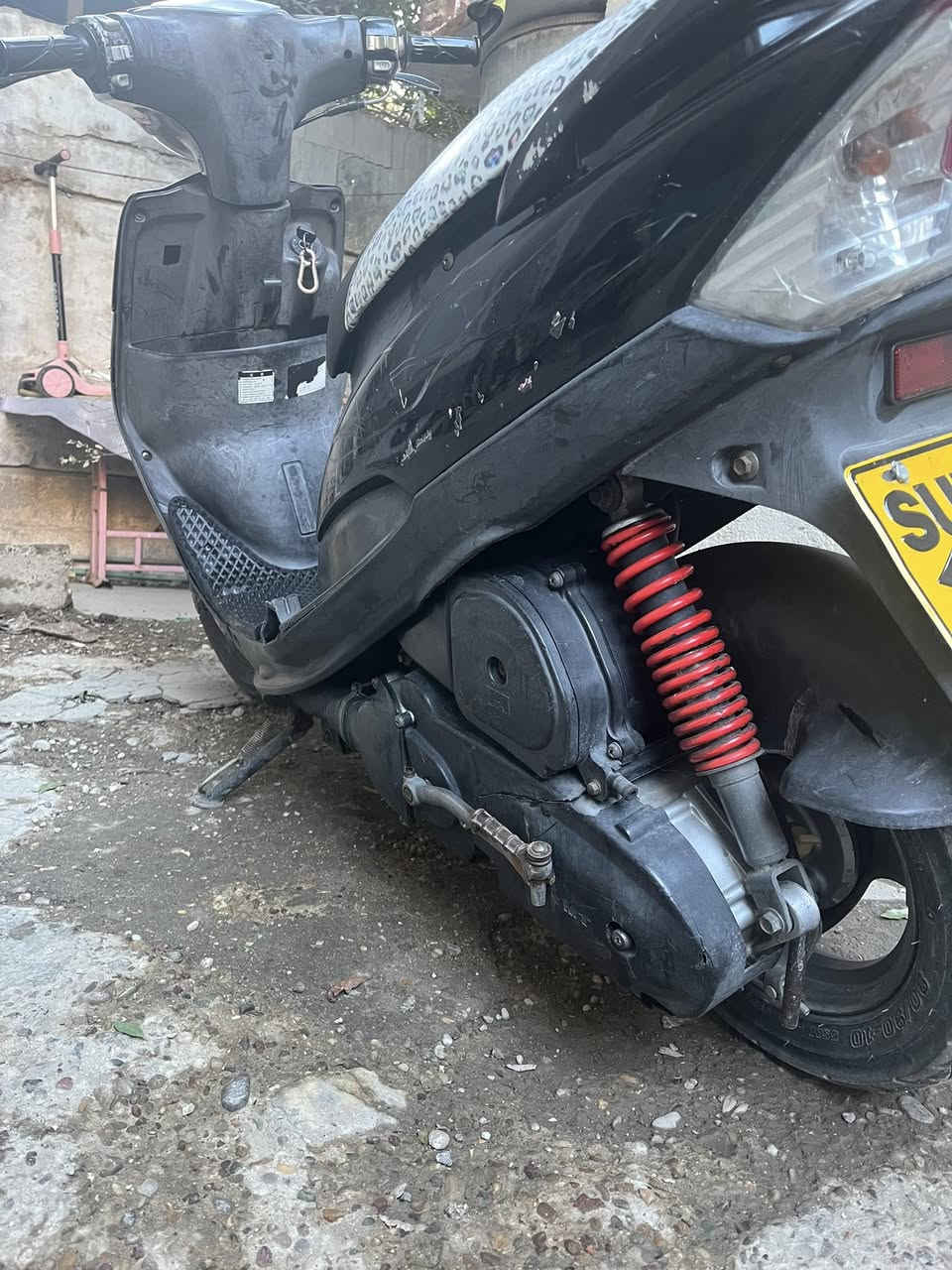 السلام عليكم ماكس عدله للبيع بلاديه  كامله وملاحها حلو نقصها ستاند تعليك مكاني بغداد الدوره تواصل على الرقم ***********
