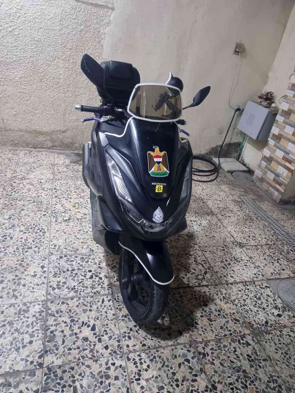 دراجه للبيع مكان بغداد حي النصر
جيل الرابع***********
