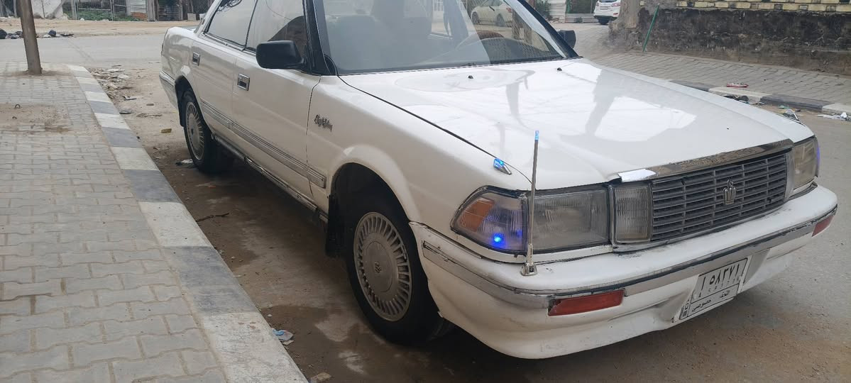 السلام عليكم هرتوب للبيع مديل 1991
مكينة 2ونص ديلكو 
سياره جاهزه 
مكفولة من كصه ونقل جثه والعيب الشرعي 
رقم نجف مداور شوكت ما يعجبك 
سياره احله من الصوره مال جناي 
***********
مكاني مشخاب السعر 
39
وبيها مجال
